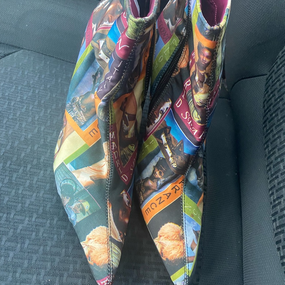 Cloth Ankle Boots Newspaper print Multicolor ankle high 3" heels